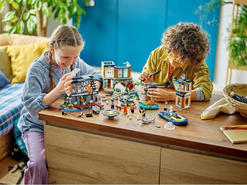 LEGO® City Polizeistation auf der Gefängnisinsel 60419