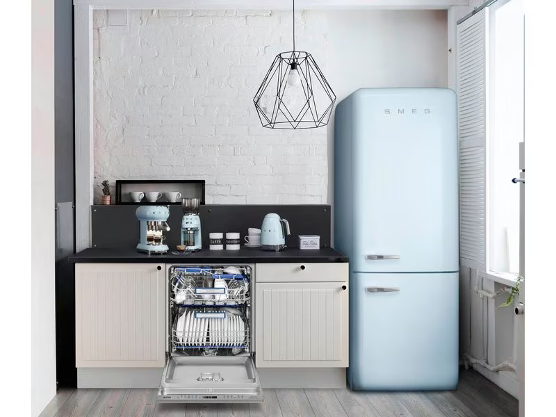 SMEG Kaffeemühle 50's Style CGF11PBEU Hellblau