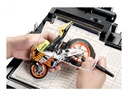 Tamiya Modellbau-Arbeitsstation mit Licht und Lupe