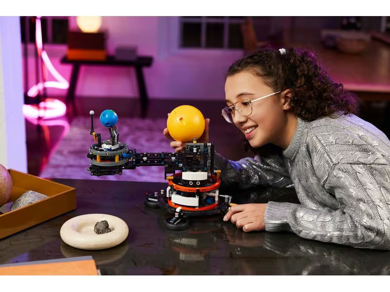 LEGO® Technic Sonne Erde Mond Modell 42179