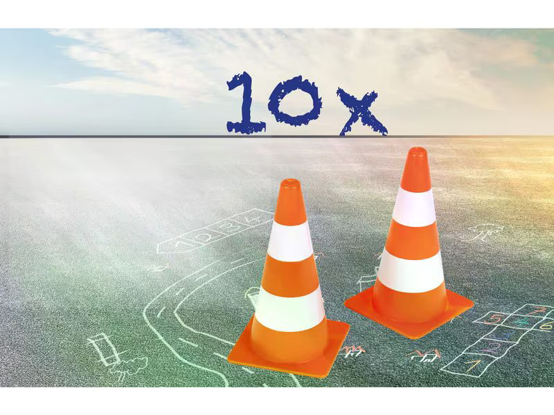 Klein-Toys Strassenverkehr Pylonen Set 10 Stück