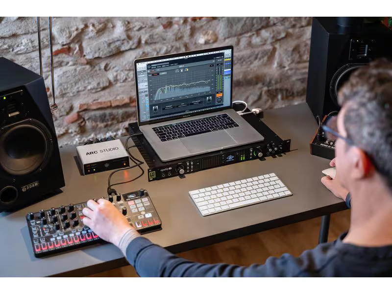 IK Multimedia Raumkorrektursystem ARC Studio