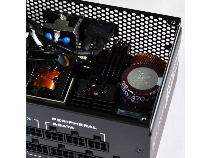 Lian Li Netzteil SFX SP750W Schwarz