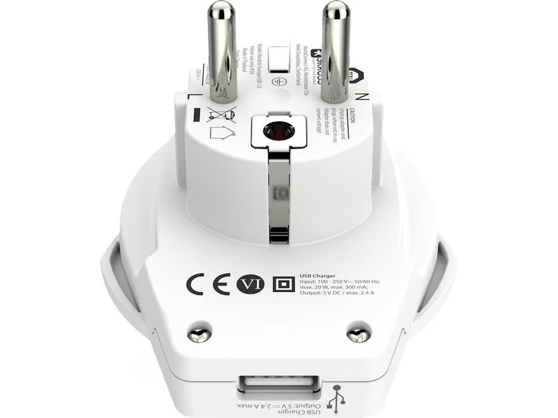 SKROSS Reiseadapter World – EU mit USB Ladegerät