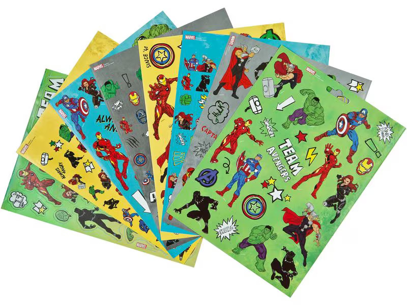 Undercover Stickerbuch Avengers Marvel mit 8 Stickerblättern