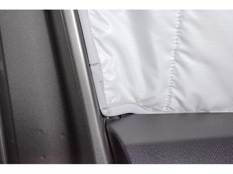VanSpace Isolierung von Front- und Seitenscheiben, innen