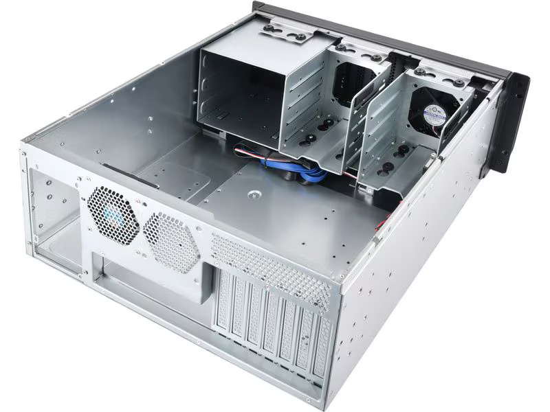 SilverStone Gehäuse RM400