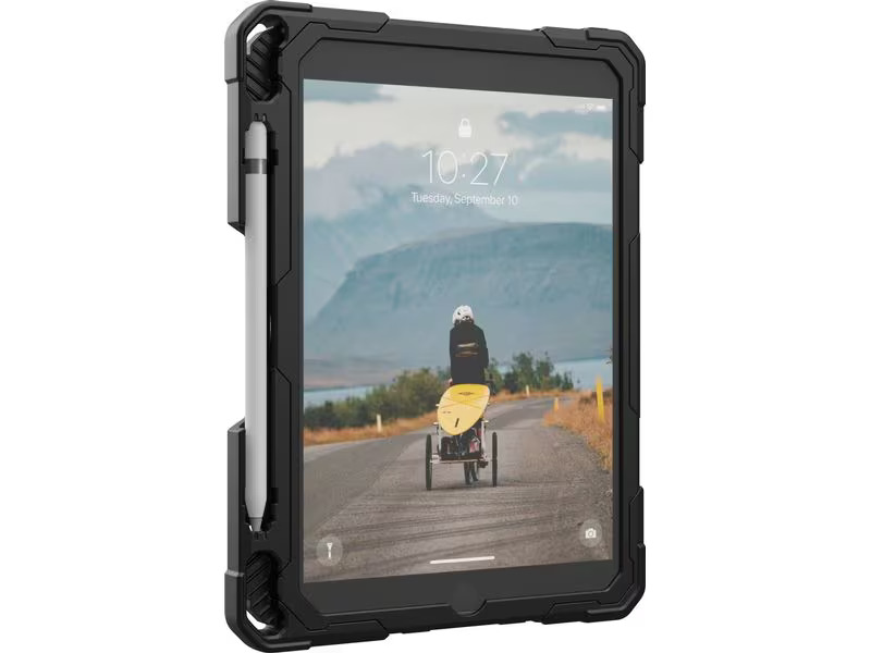 UAG Tablet Back Cover Plasma iPad (7/8/9th Gen.) Ice/Black