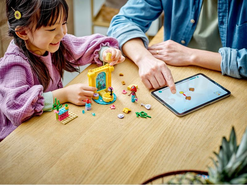 LEGO® Disney Arielles Musikbühne 43235