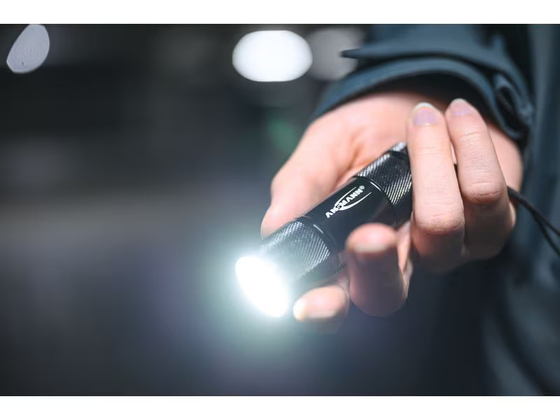 Ansmann Taschenlampe Action 9