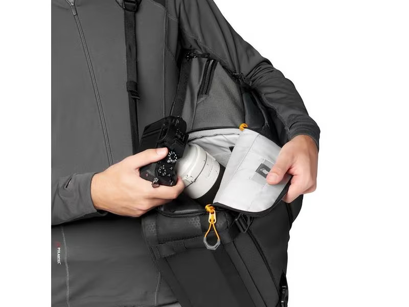 Lowepro Fotorucksack Fastpack BP 250 AW III Schwarz