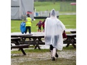relaxdays Regenponcho 20 Stück, Blau