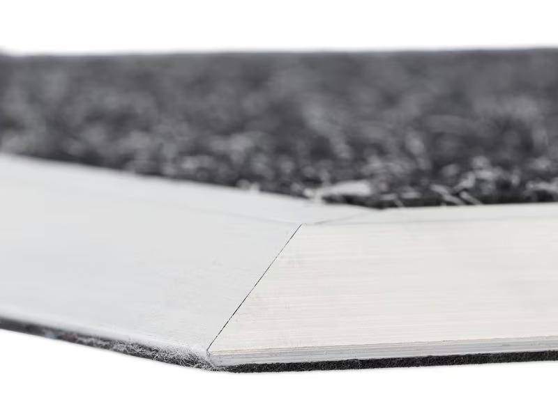 relaxdays Fussmatte Aluminium 40 cm x 60 cm, Schwarz/Silber
