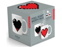 Kikkerland Kaffeetasse Pixel Herz mit Farbwechsel
