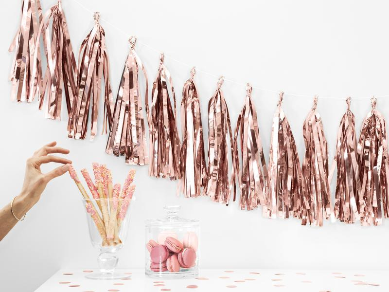Partydeco Girlande Quasten 1.5 m, 12 Pompons, Rosa
