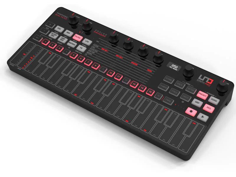 IK Multimedia Synthesizer UNO Synth Pro Desktop – Black Edition