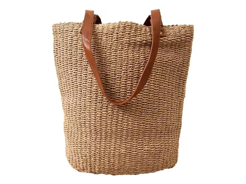 Esmée Schultertasche Braun, 42 x 36 cm