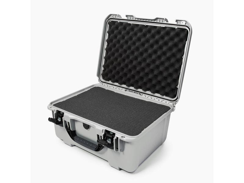 Nanuk Kunststoffkoffer 933 - mit Schaum Silber