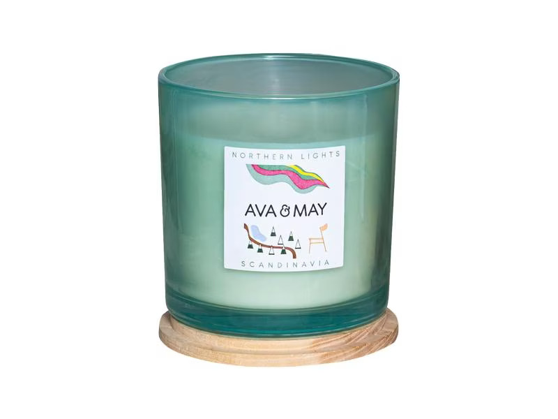 AVA &amp; MAY Duftkerze Scandinavian Northern 380 g