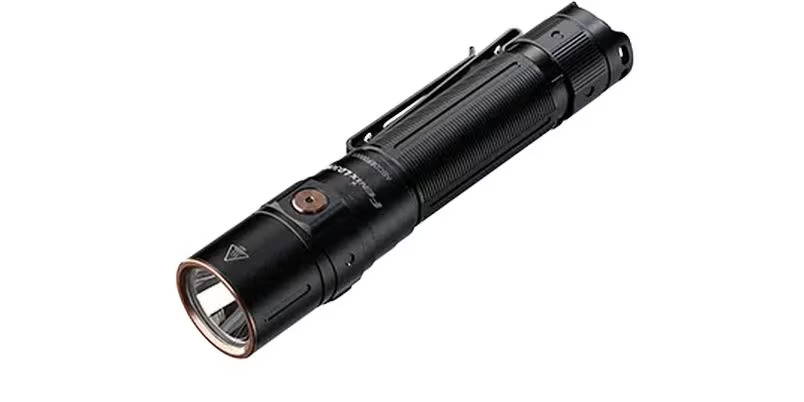 Fenix Taschenlampe LD30, 1700 Lumen
