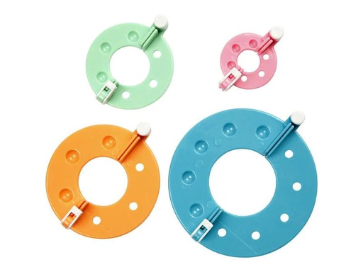[90147711 868984] Creativ Company Pompon-Schablone 3.5 + 5.5 + 7 + 9 cm 4 Stück